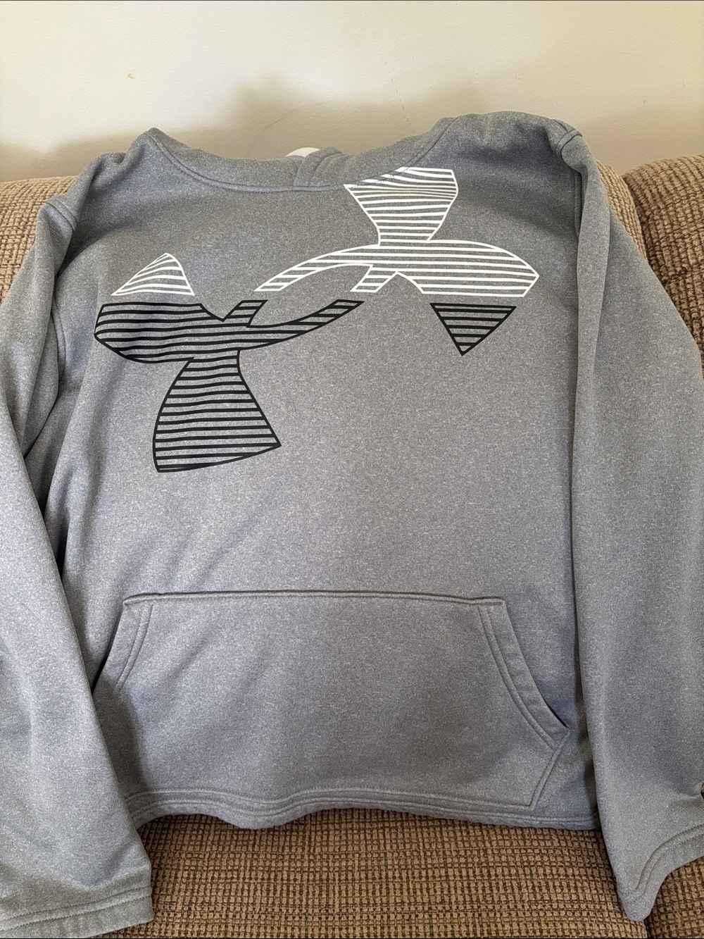 Under Armour Gray Crewneck Sweatshirt with Striped Logo